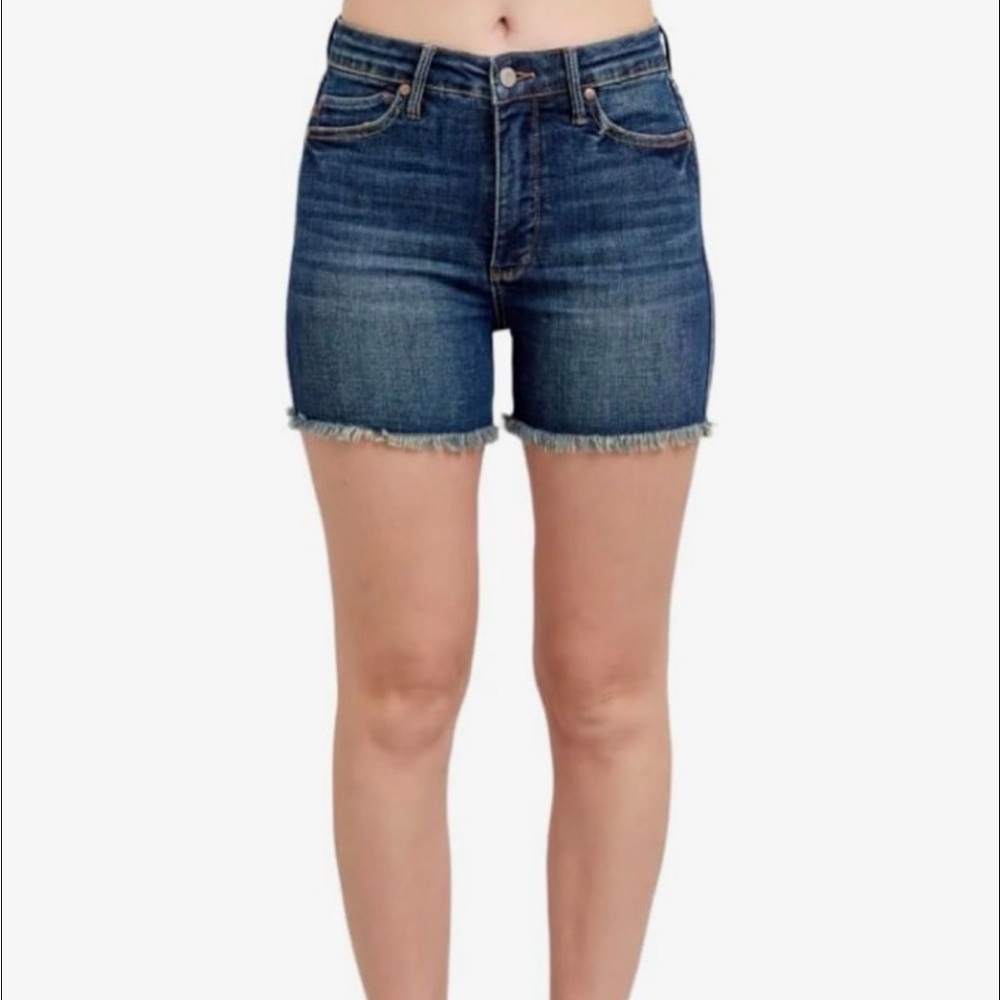 EUC Judy Blues High Rise Frayed Hem Blue Jean Shorts. Size 1XL.